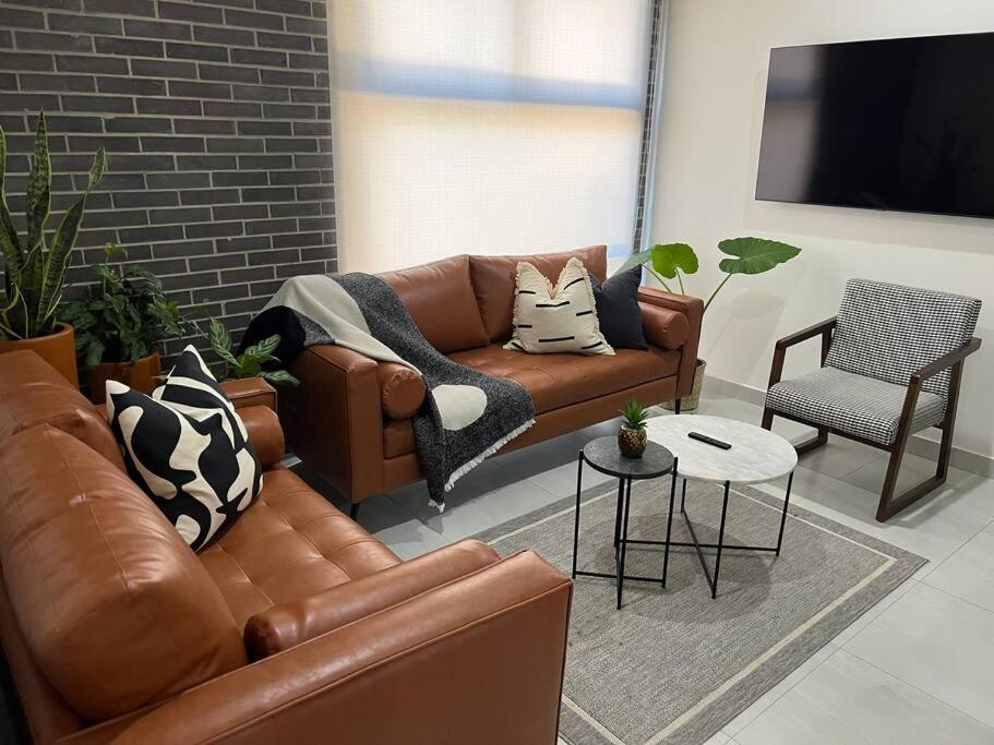 Appartement Depa Boho Al Sur Pet Friendly Piscina Gym Sala De Cine à Guadalajara Extérieur photo